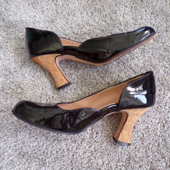 Anyi Lu Italian black patent leather pumps 37.5 - Picture 5 of 11